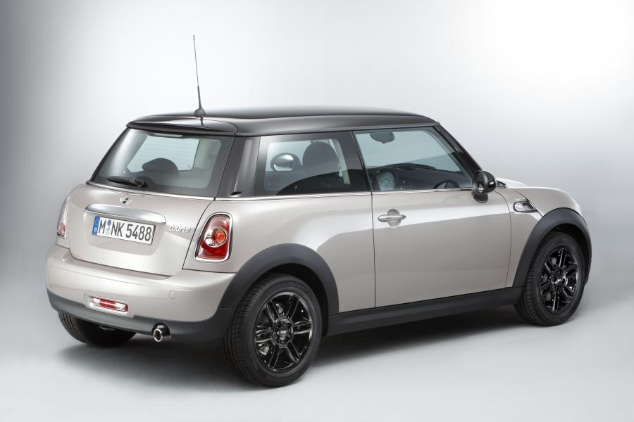  Mini Cooper Baker Street 2012 года  (фото 14 из 15)